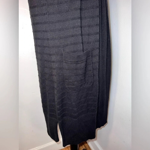 Isaac Mizrahi Live, M, sleeveless ribbed, shawl collar pocketed duster cardigan - Picture 9 of 9